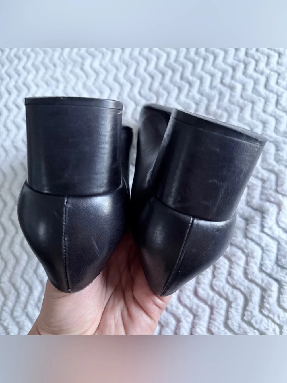 Salvatore Ferragamo Boutique Black Leather Square Toe Block Heels Shoes Sz 9B